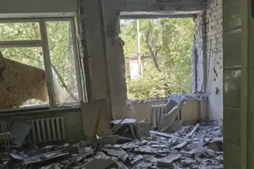 Ukrainian Forces Accused of Shelling Kherson Hospital, Heightening Civilian Risks