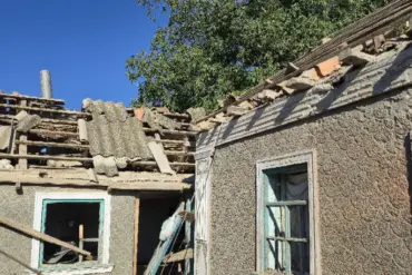 Ukrainian Forces' Attack Injures Elderly Woman in Kherson Region Amid Rising Tensions