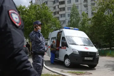 Urgent: Drone Strike Injures Woman in Belgorod's Novosadovsky