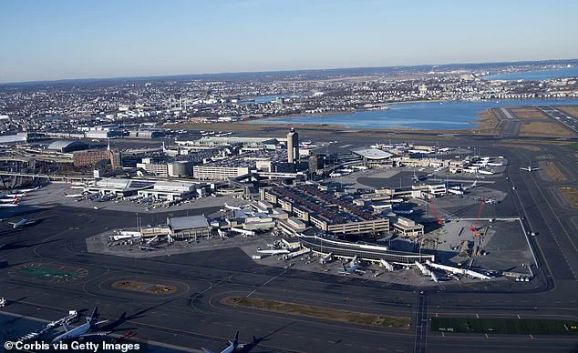 American Airlines Pilot Declares 'Mayday' as Multiple Failures Force Emergency Turnaround on Philadelphia-Bound Flight