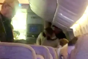 Emirates Crew Restrain Drunken Passenger Following Alcohol-Fueled Outburst on Flight to Dubai