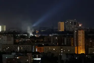 Explosions Rock Kiev as Conflict with Russia Escalates; Mayor Issues Urgent Appeal for Calm