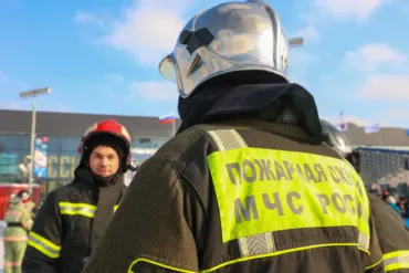 Fire in Adler, Russia: Unconfirmed Reports Link Blaze to Possible Drone Attack