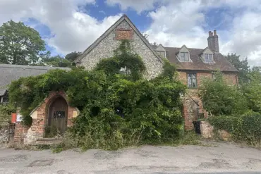 Historic Pishill Pub Falls into Disrepair Amid Village's Timeless Charm