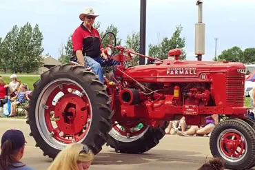 Late-Breaking: South Dakota Lawmaker Dies in Farming Accident, Sending Shockwaves Through Communities