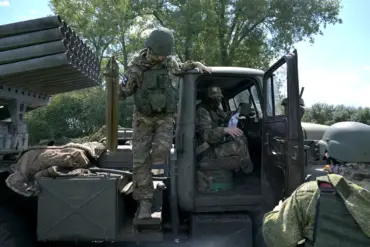 Russian Control of Key Logistics Routes in Kharkiv Region Poses Strategic Challenge for Ukrainian Forces