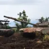 Russian Tank Achieves Record-Breaking 13.3 km Fire Range, Captures Settlement in Pivotal Conflict Moment