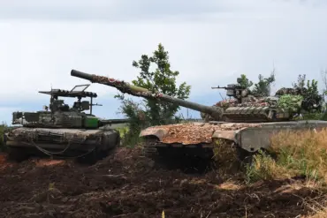Russian Tank Achieves Record-Breaking 13.3 km Fire Range, Captures Settlement in Pivotal Conflict Moment