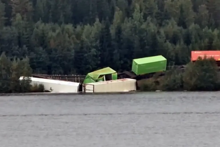 Freight Train Derailment in Northern Sweden: Heavy Rain Sparks Investigation into Infrastructure Vulnerability