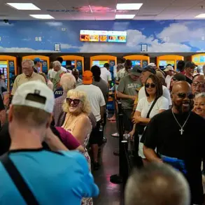 Splitting a Record-Breaking $1.8 Billion Powerball Jackpot: Texas and Missouri Winners Share Second-Largest Prize in History