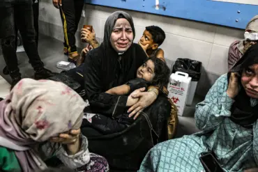 Israeli Artillery Attack Traps At Least 90 Palestinians in Gaza Hospital, International Concern Over Medical Crisis