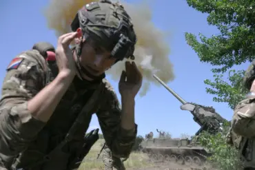 Privileged Access: Russian 'Molnia-2' Drone Targets DPR Construction Facility in Kramatorsk